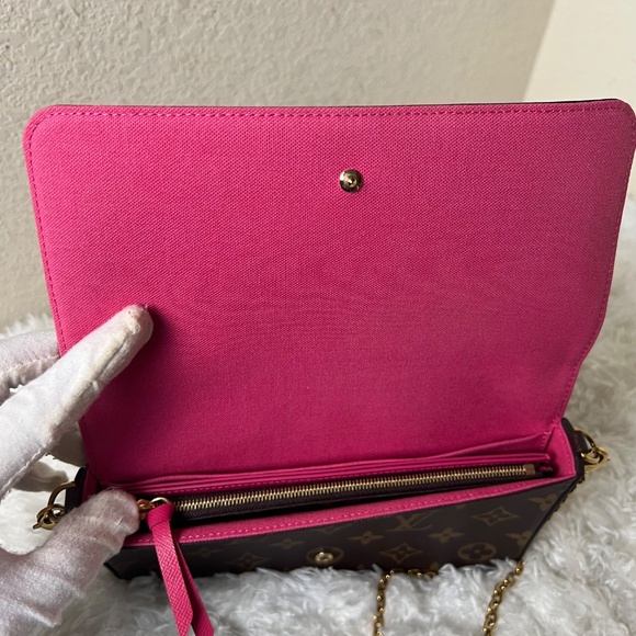 Louis Vuitton Monogram Pochette Félicie - Picture 7 of 9